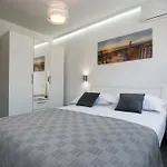 Апартаменти Reza Luxury *