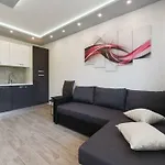 Διαμέρισμα Reza Luxury *