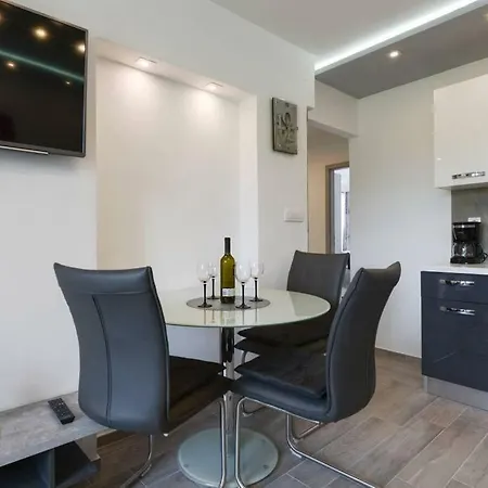 Reza Luxury Apartamento *