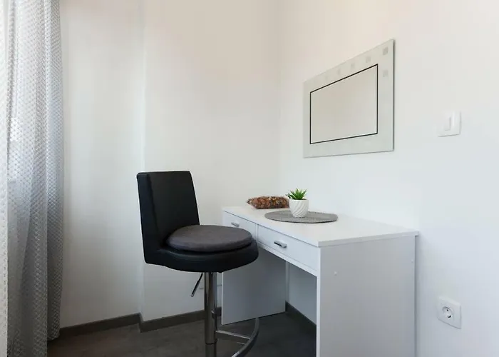 Reza Luxury Апартаменти *