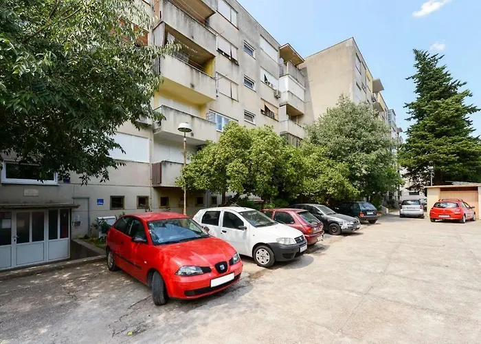 Reza Luxury Задар